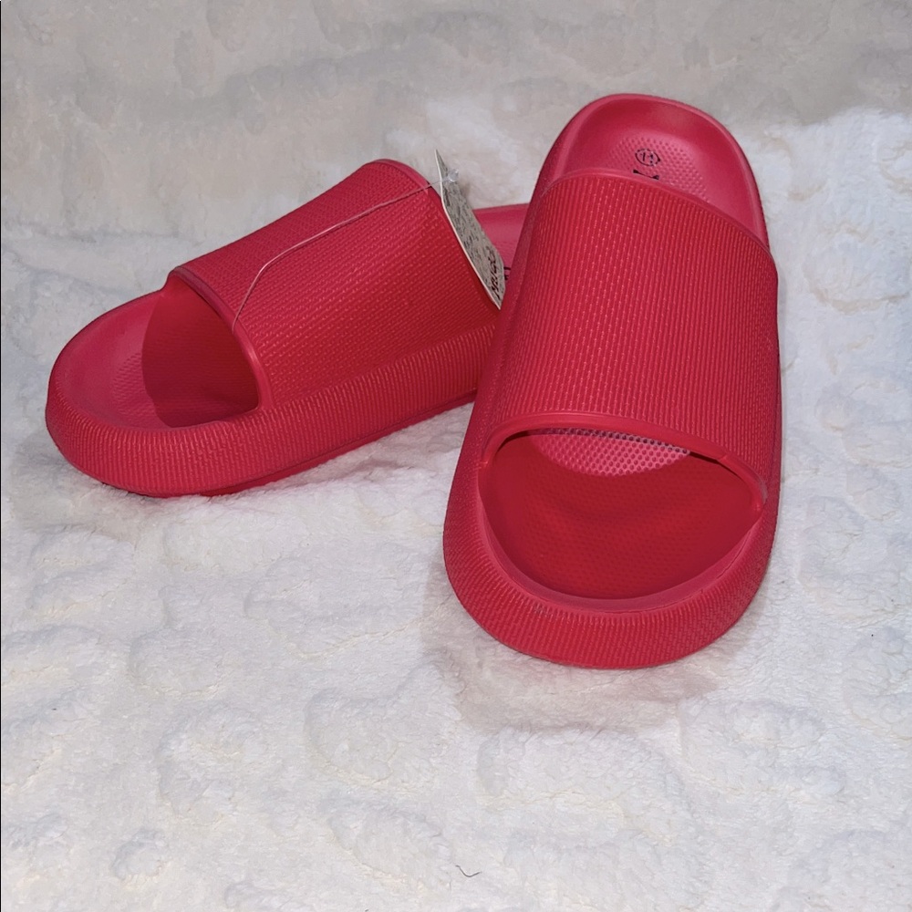 Mudd Red Slide Women Sandals Size 11 New